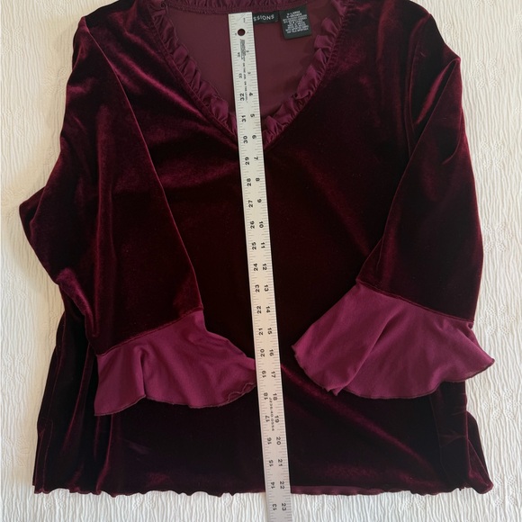 Long sleeve velvet top ruffles burgundy size XL - Picture 10 of 12